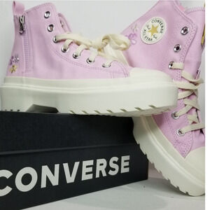 Converse Women CTAS Embroidered Flowers Platform Lift Hi Top Size 8 A07386C NWT